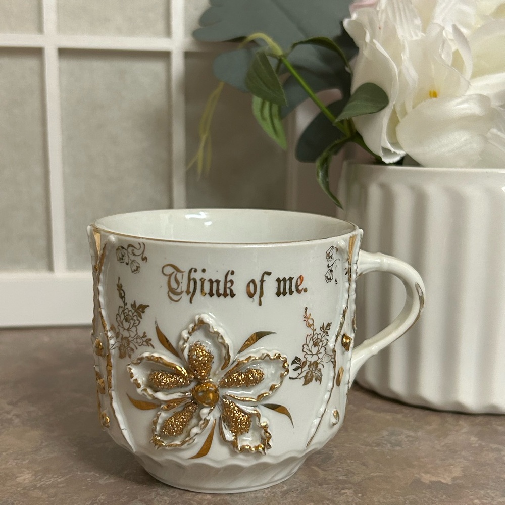 German Lustreware Teacup